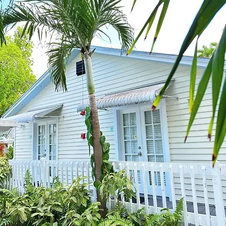 Westwinds Inn Key West Exterior photo